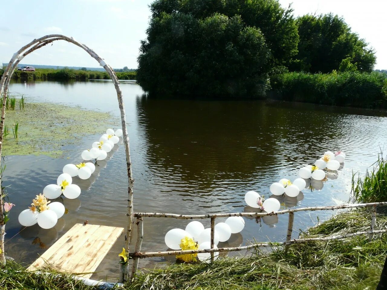 Жулио сезар футболист реал мадрид. Жулио баптиста 2016. Украшения на водное крещение. Фернандо баптиста. Семья баптистов.