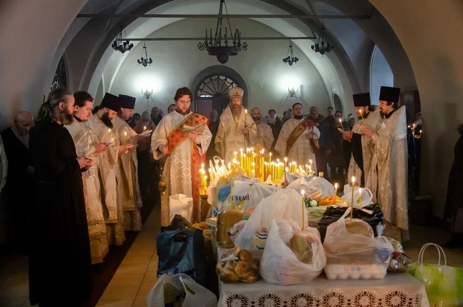 димитриевская родительская суббота. недели великого поста названия. заупокойный канон в храме. димитриевская родительская суббота. троицкая родительская суббота икона.