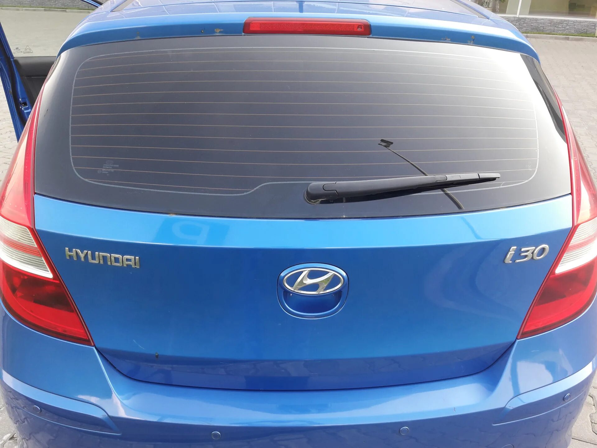 Лобовое стекло на hyundai i30 2012. Заднее стекло хендай i30 2017 артикул. Лобовое стекло хендай ай30. Стекло лобовое i30 hyundai pd. Дверь багажника хендай матрикс.