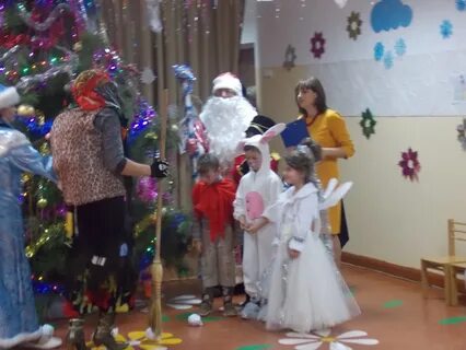 Сюрпризный момент новый год в детском саду