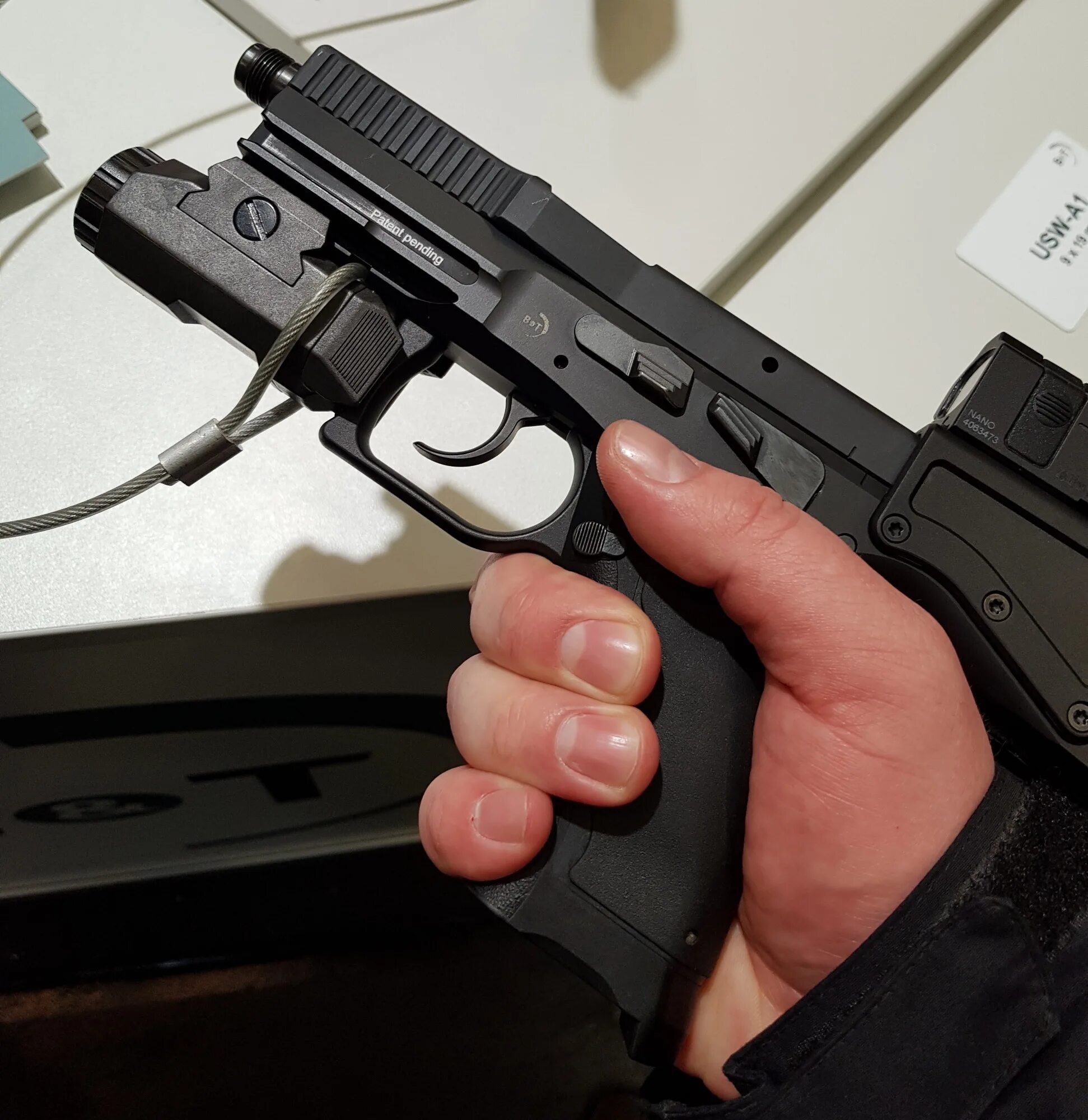 Автомат стреляет. Ак-308 2023. Стрельба из автомата калашникова. Практическая стрельба карабин. Стрельба из калаша очередями.