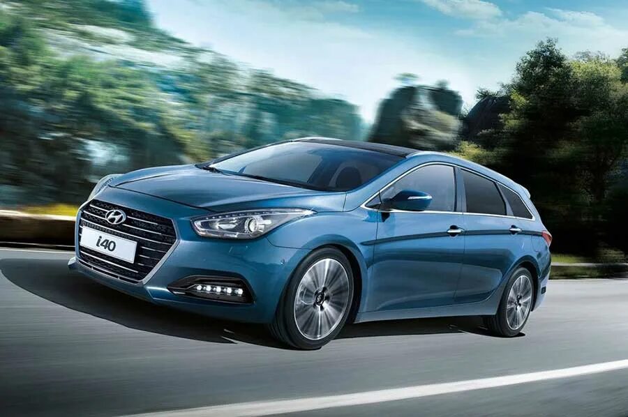 Hyundai i40 универсал. Хендай ай 40. Хендай и 40 универсал. Хендай ай 40 хэтчбек. Автомобили среднего класса 2018 список