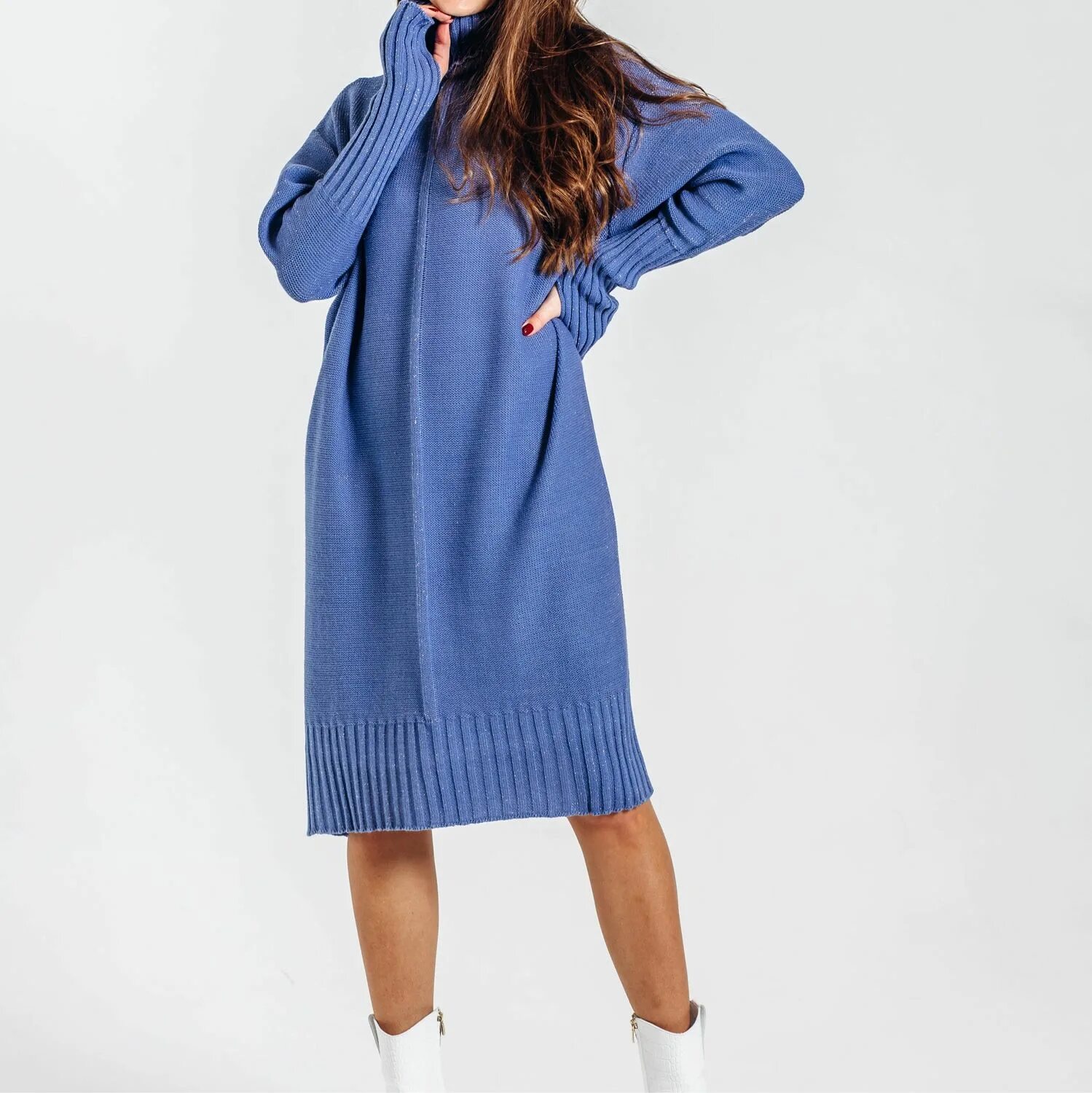 Платье кокон для полных женщин. Sela чёрное платье оверсайз 2021. Анна третьяк оверсайз. Платья для женщин оверсайз. Платье оверсайз длинное.