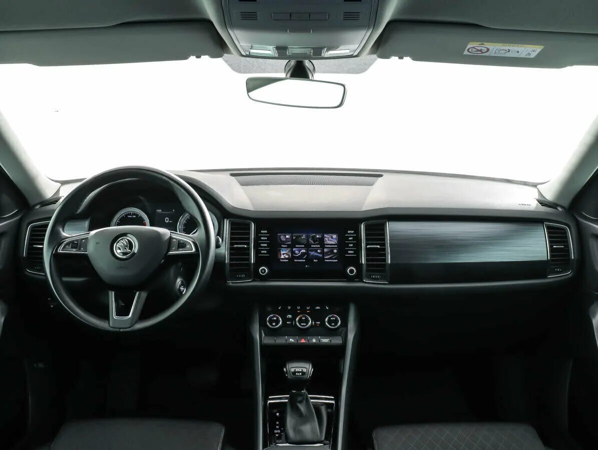 Торпеда кодиак. Шкода кодиак 2017 салон. Skoda kodiaq 2020 салон. Шкода кодиак 2018 салон. Шкода кодиак 2017 салон.