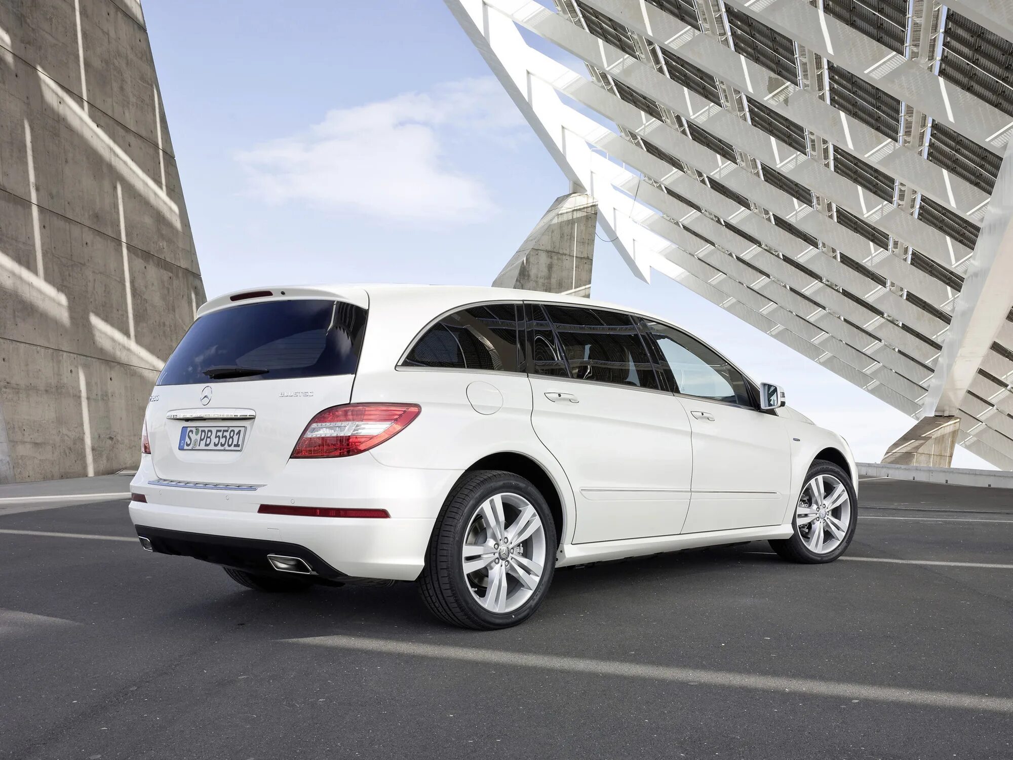 Мерседес r350 class. T r class. T r class. Mercedes benz r class. T r class.