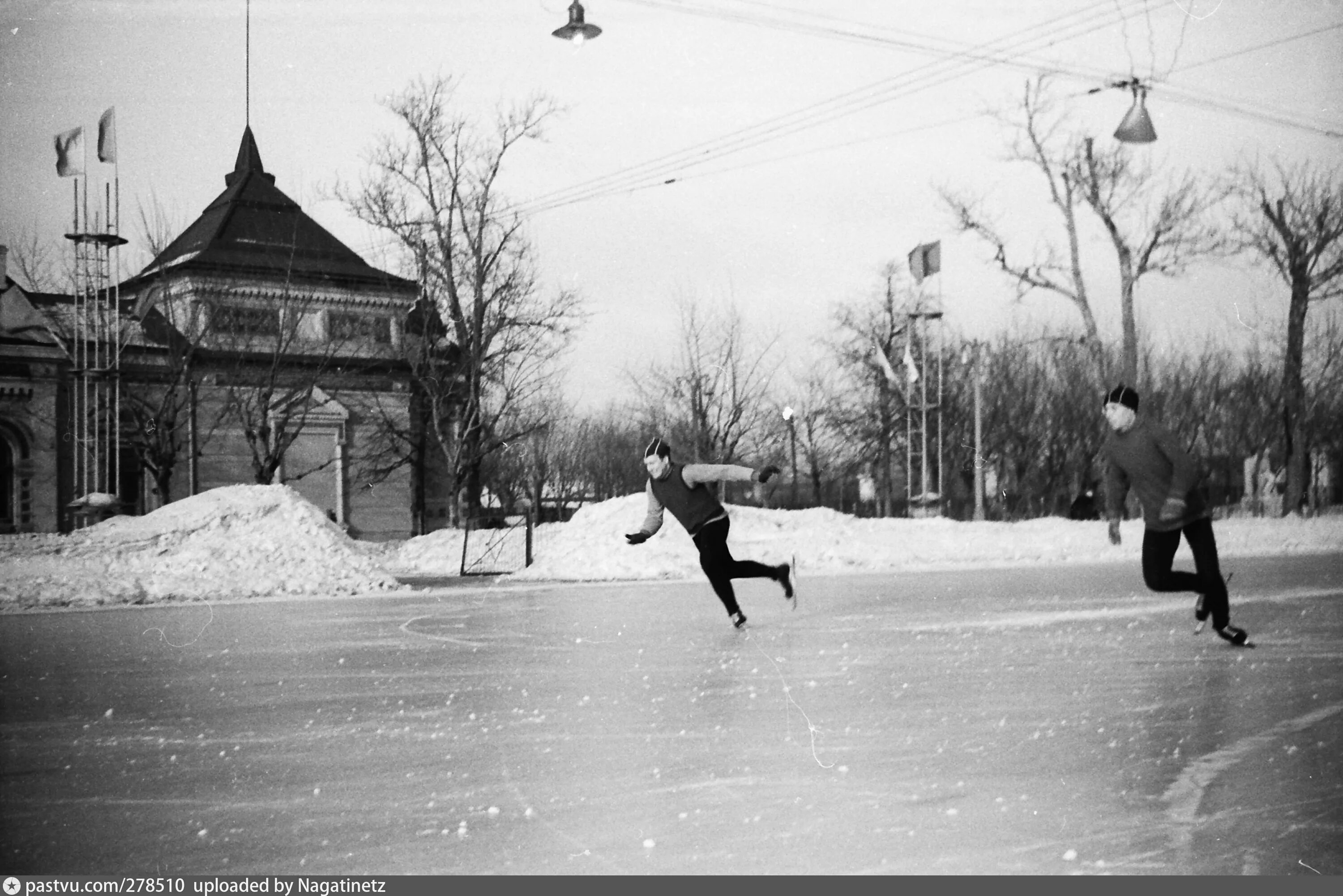 Стадион юных пионеров. Стадион юных пионеров Москва. Велотрек на стадионе юных пионеров. Стадион юных пионеров сейчас. СЮП Москва.