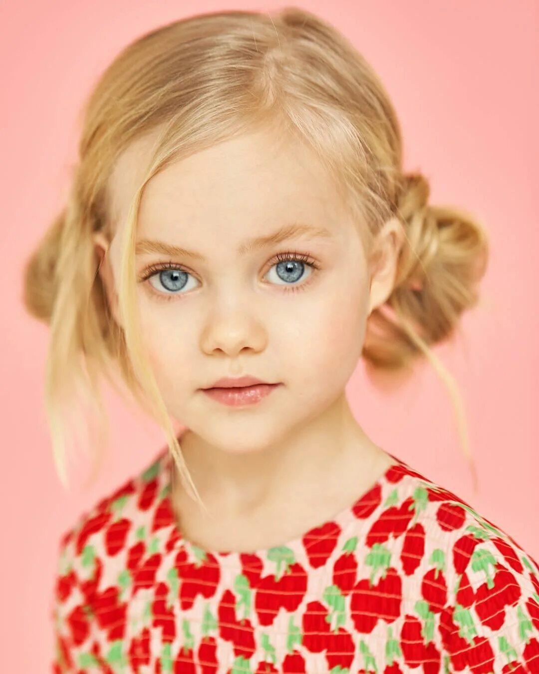 Виола антонова. Стася банькина. Милана курникова 2020. Какие дети модели. Какие дети модели.