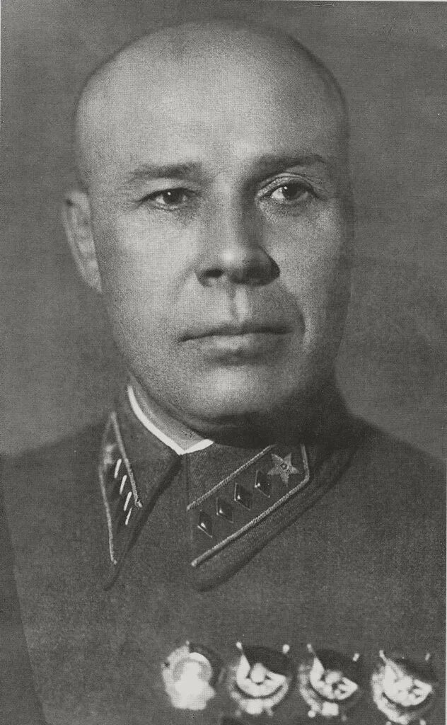 Нарком тимошенко. Тимошенко семён константинович (1895-1970). маршал тимошенко 1940. маршал тимошенко семён константинович. маршал тимошенко 1941.