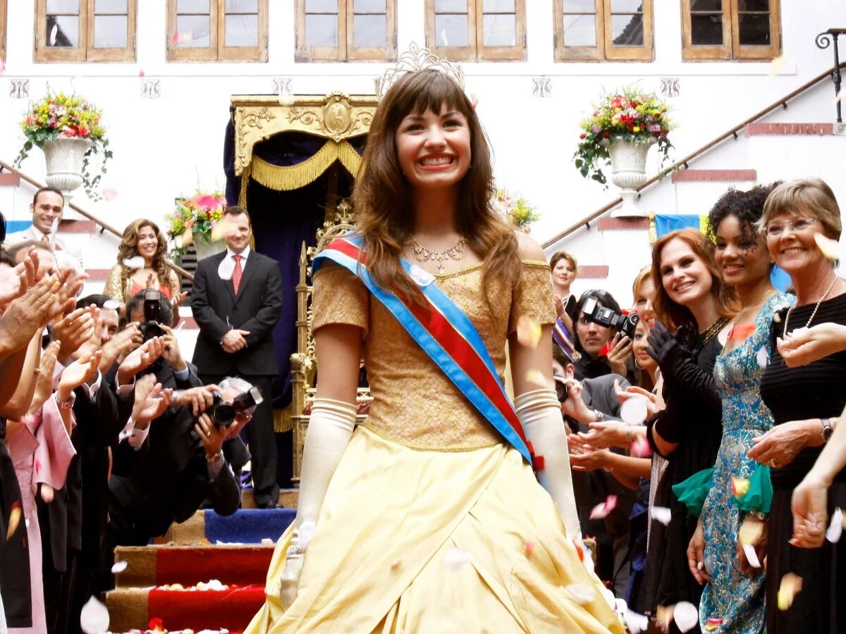 Принцесса розалинда программа защиты принцесс. Деми ловато в фильме программа защиты принцесс. Программа защиты принцесс фильм 2009 актёры. Деми ловато программа защиты принцесс. Деми ловато программа защиты принцесс.