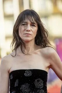 Шарлотта Генсбур Отверженные.