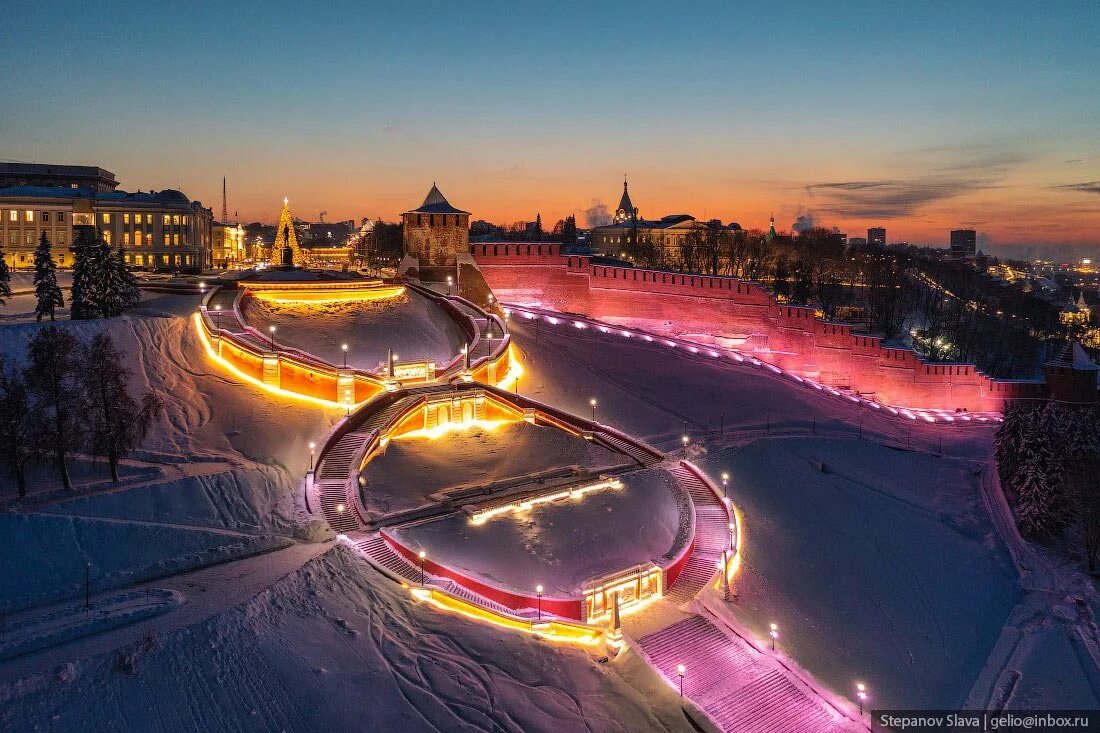 Время нижний москва. Чкаловская лестница нижний новгород 2025. нижний новгород столица поволжья. чкаловская лестница нижний новгород зимой. нижний новгород зимой 2025.