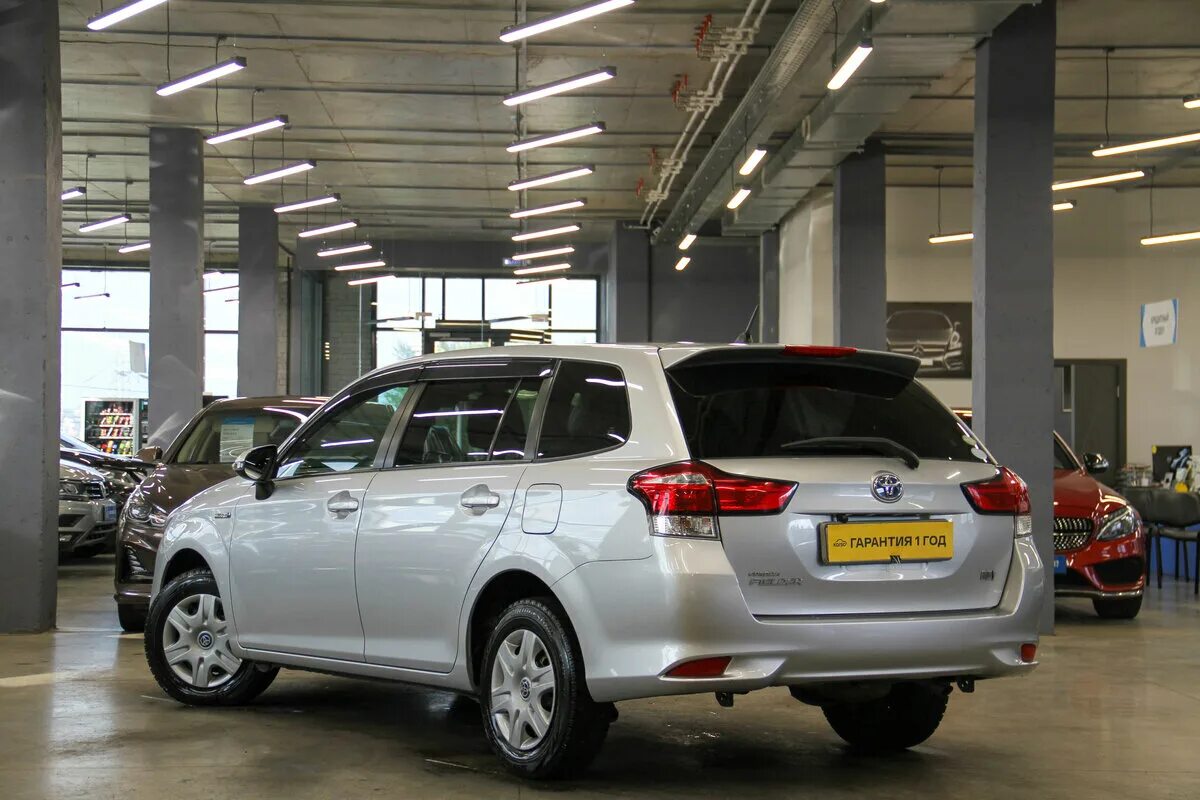 Corolla fielder 2016