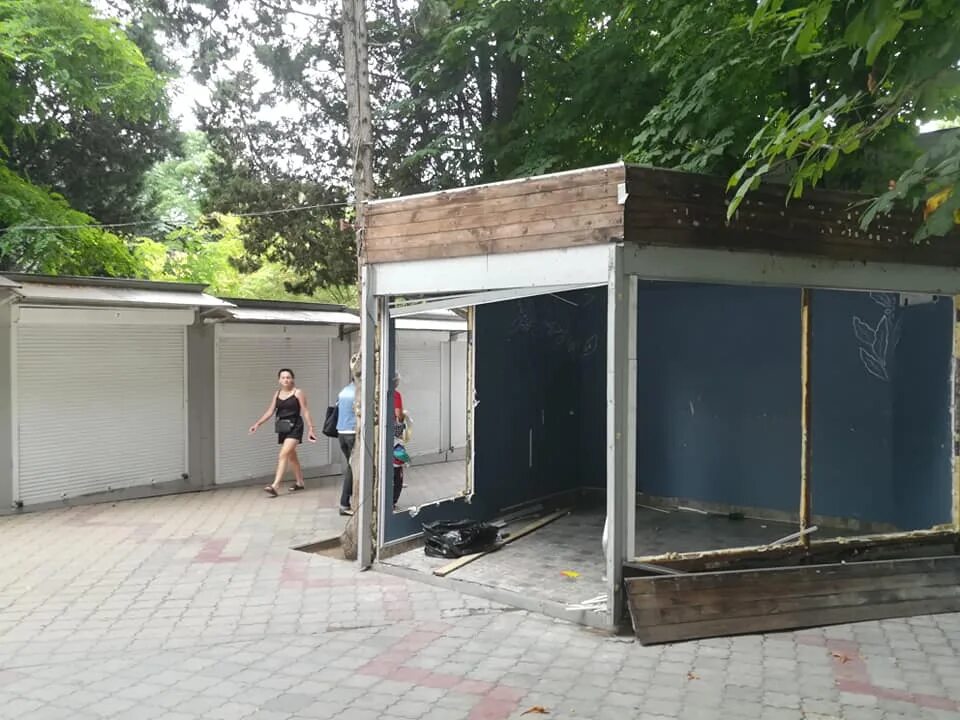 Павильоне разбор