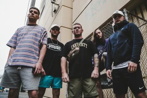 Distorted Sound Magazine 