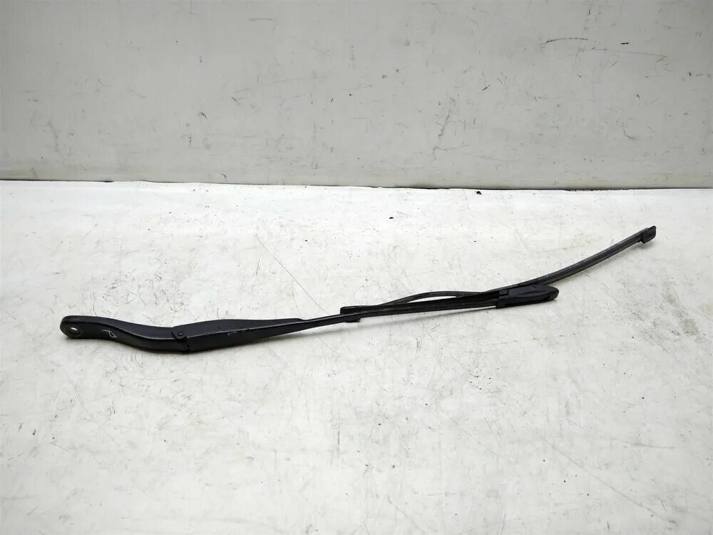 Поводок стеклоочистителя r 6618203744,. Поводок стеклоочистителя audi a4 в6 с крючком. Купить поводок дворника под крючок на рено логан 2. Поводки рено логан 2. Logan поводок стеклоочистителя правый.