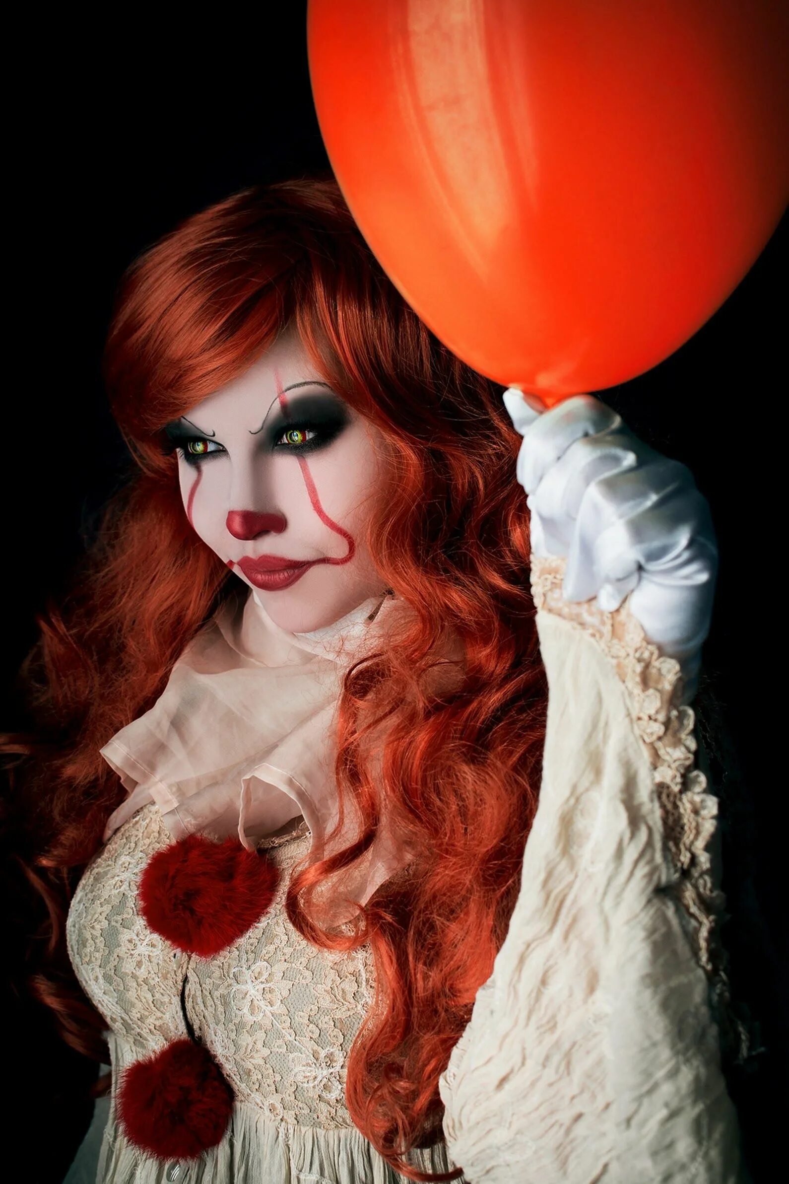 Клоун девушка как называется. Pennywise cosplay. костюм пеннивайза на хэллоуин. клоун пеннивайз на хэллоуин.