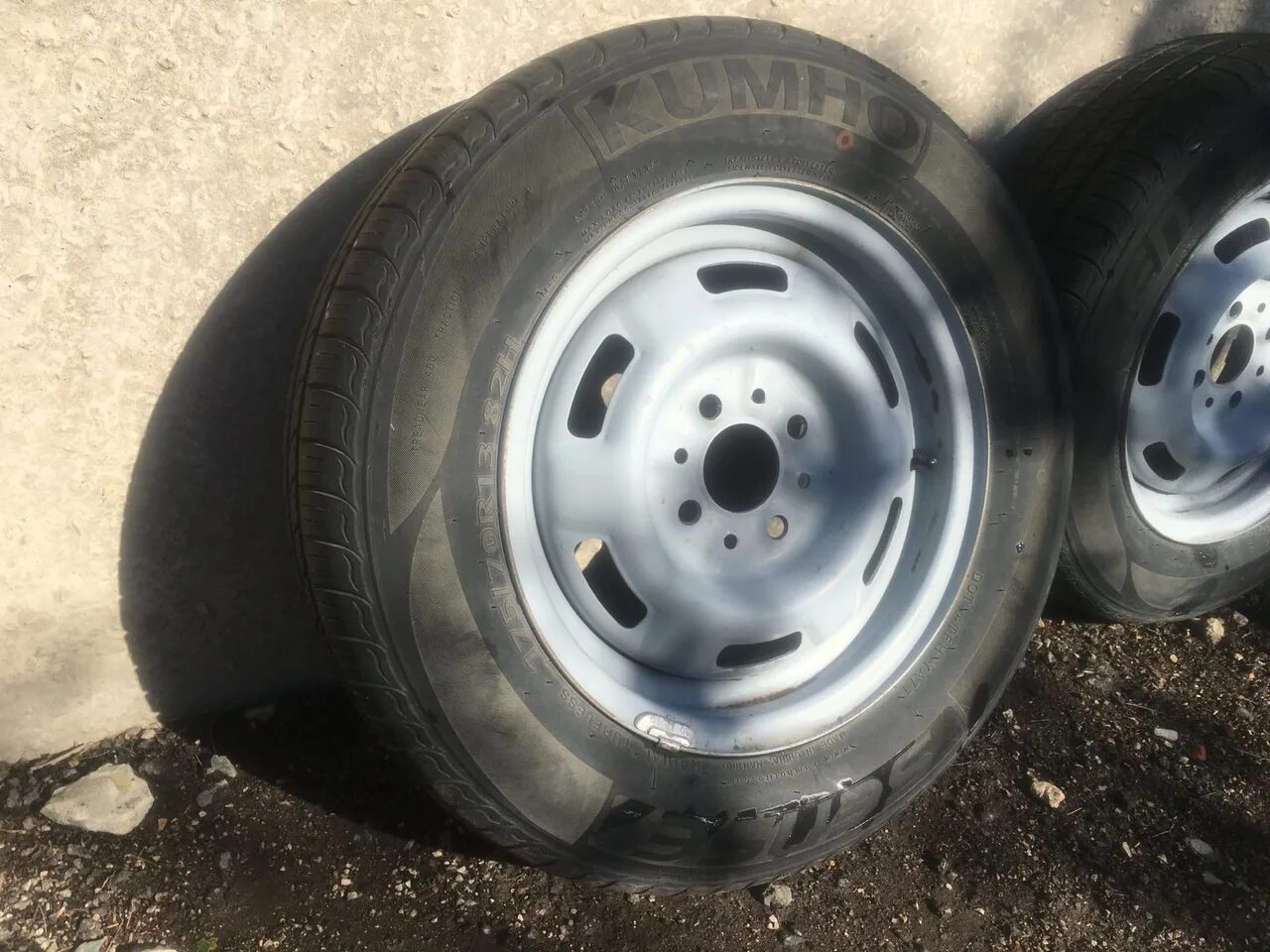 Купить колеса r13 175. Radial 857 Kumho r13. 175/70 R13. 175/70 R14 Kumho кн 27. Ek Wagon Mitsubishi 175/70 r13.