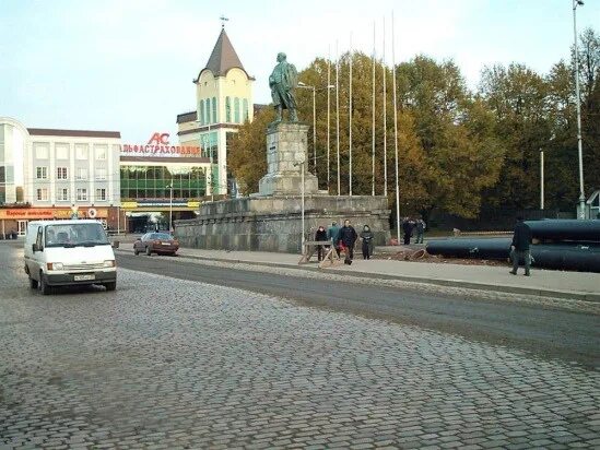 Файл:Kaliningrad 2003 Hotel Kaliningrad.jpg - Википедия