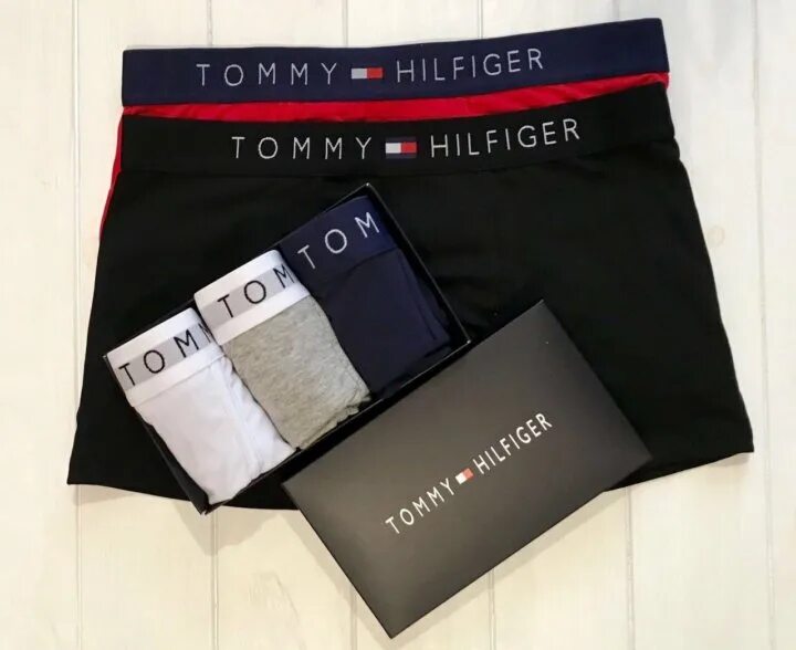 Трусы мужские hilfiger. Трусы боксеры Томми Хилфигер. Трусы Томми Хилфигер мужские набор. Tommy Hilfiger набор трусов Tommy Hilfiger. Трусы Томми Хилфигер мужские в коробке.