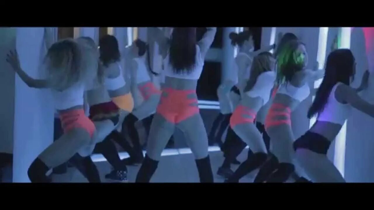 Но тверк. Мигель no Twerk танец. Тверк танец Казань записаться.