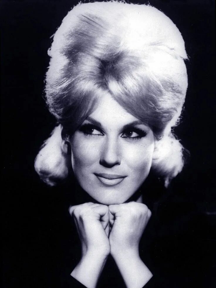 Дасти спрингфилд. Dusty springfield в молодости. дасти спрингфилд в молодости. dusty springfield 1964.
