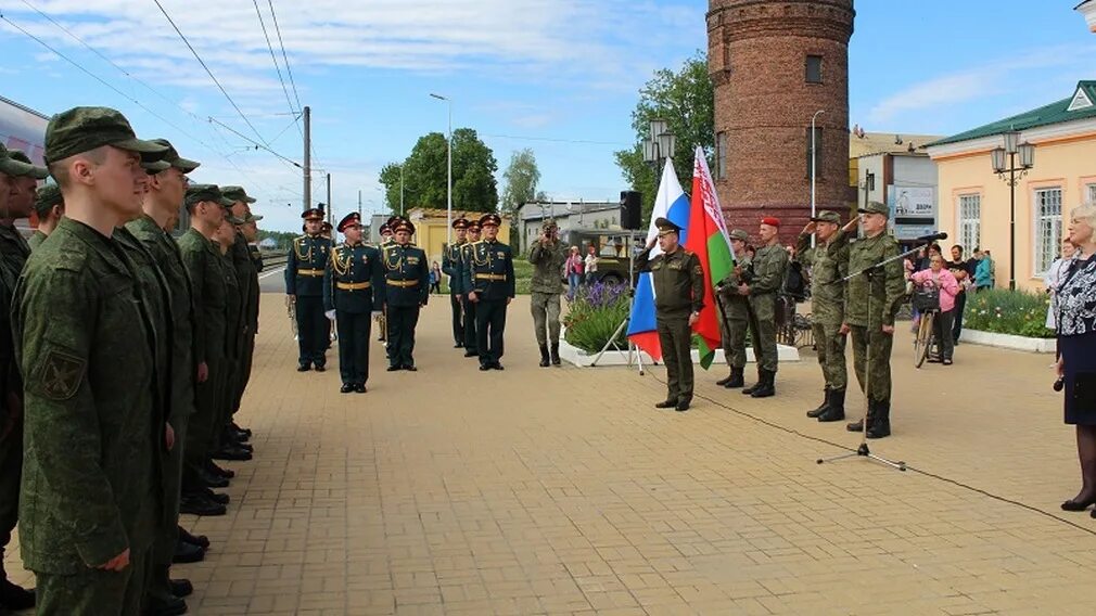 Жуковка брянской новости. Аварийный район 2022 Жуковка. Армейские игры. Аварийный район армейские игры 2022 Брянск. Жуковка Военная часть.