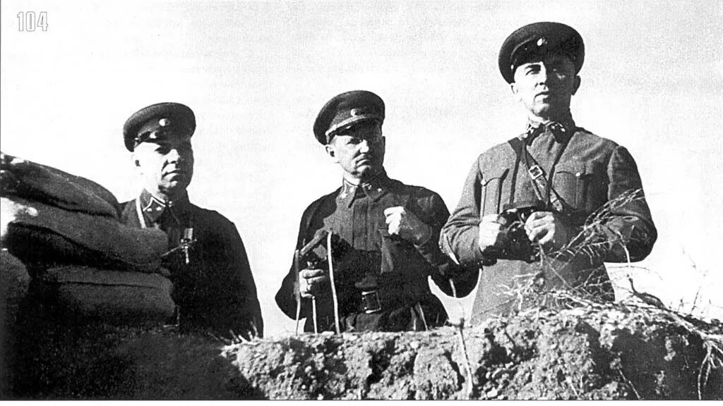 Оборона одессы вов. Оборона севастополя 1942 командование. Кто командовал отдельной приморской армией. Командир стрелкового взвода. Кто командовал отдельной приморской армией.