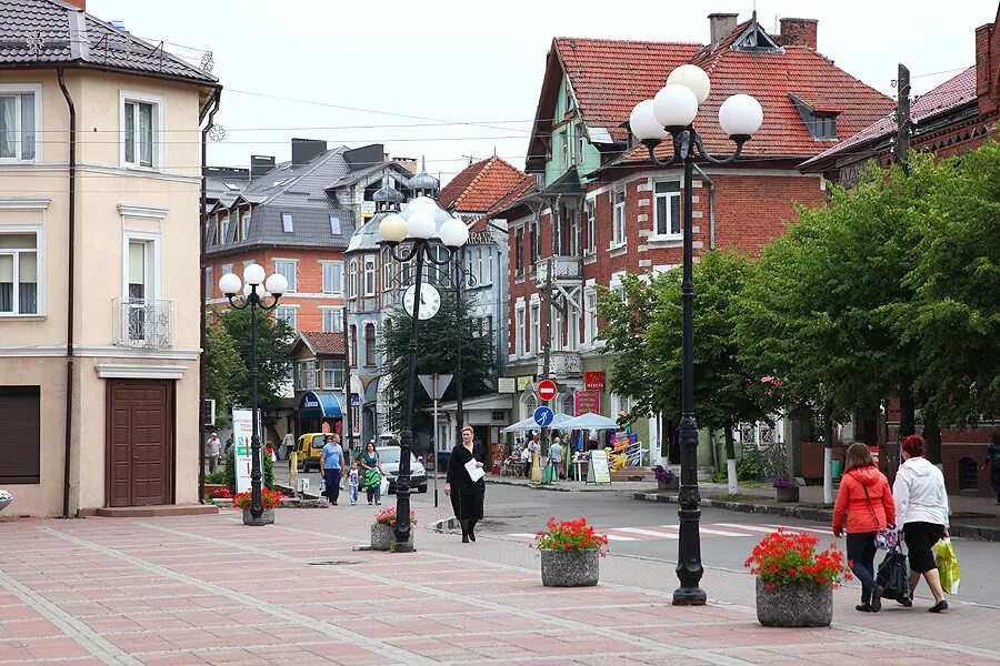 Калининград центр города. Пряничные домики калининград ленинский проспект. Калининград улицы ленинский проспект. Калининград центральная улица города. Центр калининграда улицы.