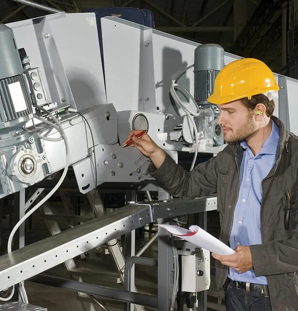 Слесарь по контрольно-измерительным приборам и автоматике. Монтажник технологического оборудования и трубопроводов. Слесарь киповец. Industrial man. Сооружение газонефтепроводов и газонефтехранилищ.