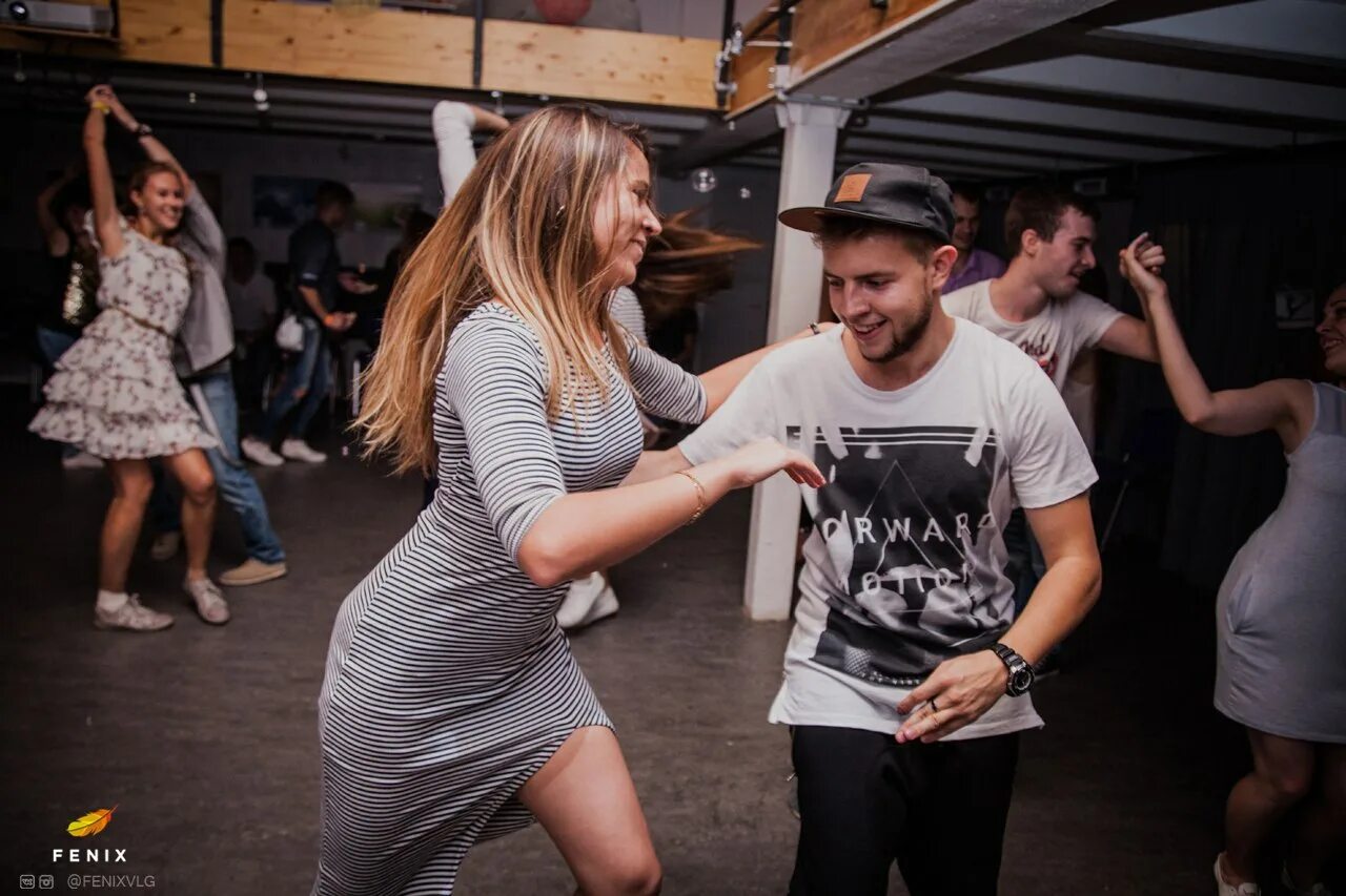 бачата в москве. соломатин бачаты. бачата вечеринка. макарова дарья бачата. танцы сальса бачата.