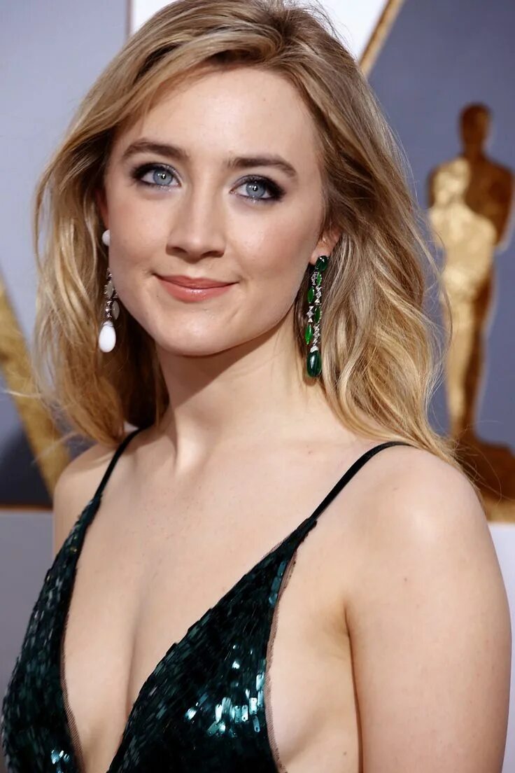 Американские селебрити. Saoirse Ronan. Сирша Ронан горячие. Актриса Сирша актриса Ронан. Сирша Ронан hot.