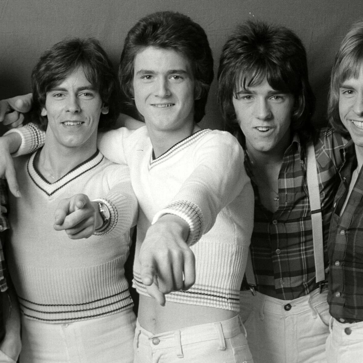 City roll. Bay City Rollers. Bay City Rollers дискография. Иэн Митчелл Bay City Rollers. Рок группа Bay City Rollers.