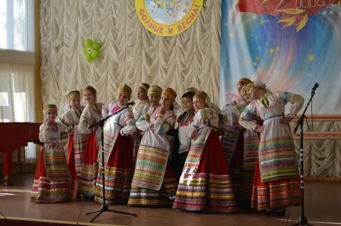 Школа искусств поляны