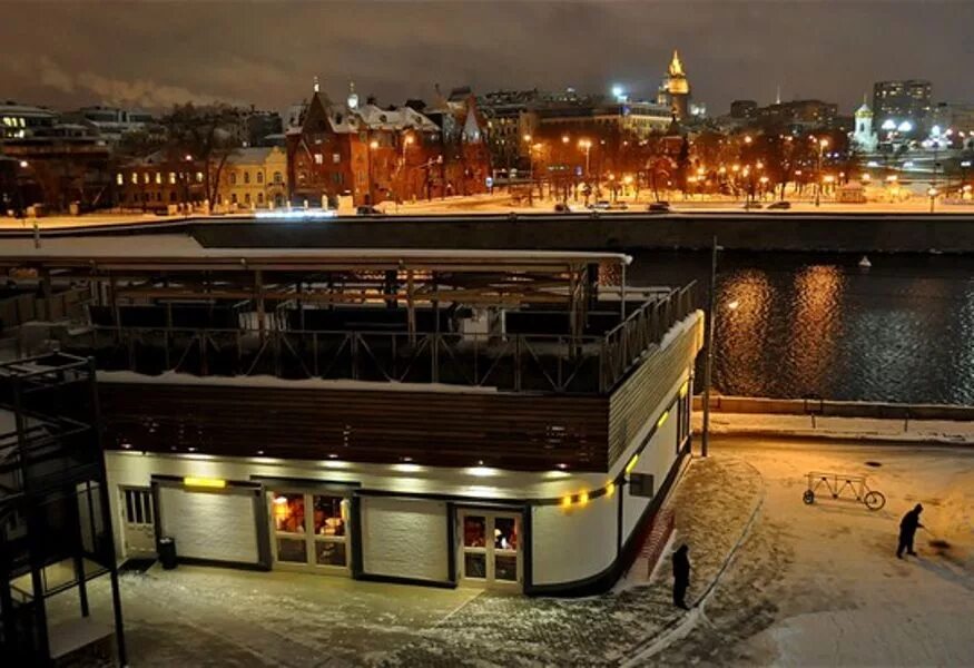 Бар стрелка москва. Бар стрелка Берсеневская набережная. Берсеневская набережная 14/5. Стрелка бар Кропоткинская. Клуб стрелка Москва.