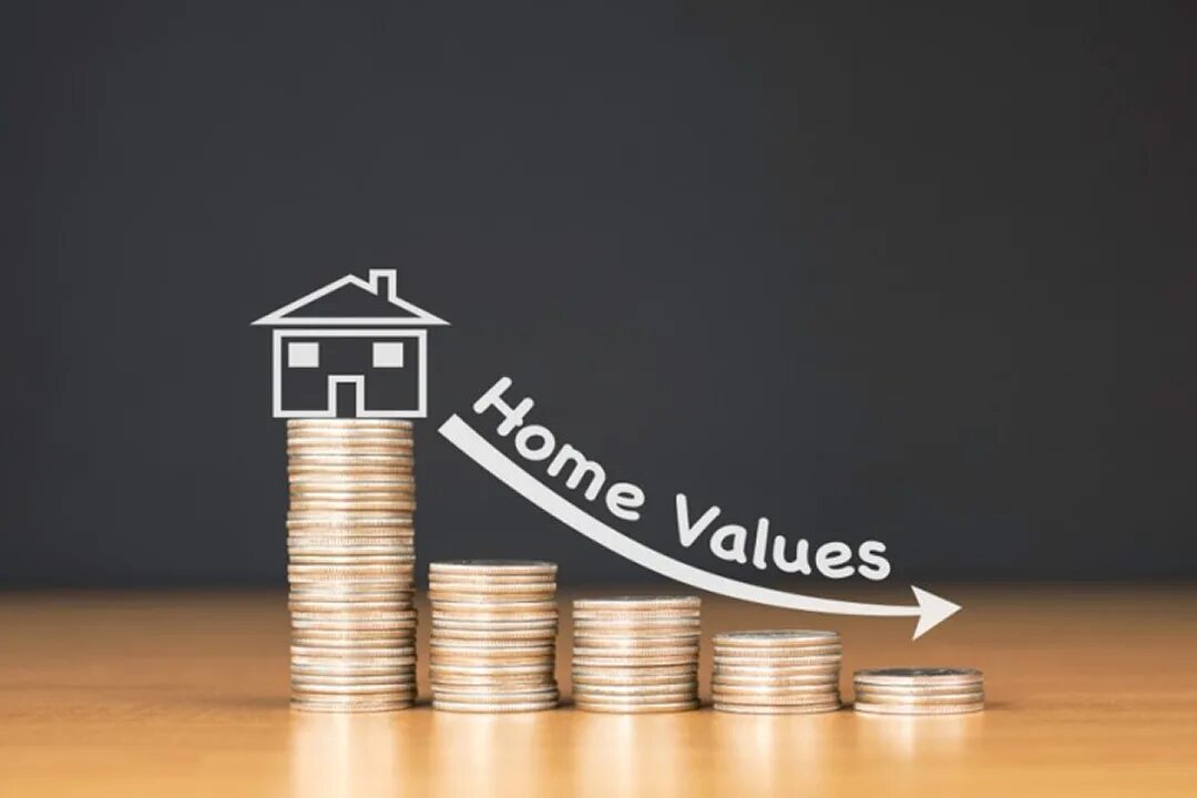 Value decreases. Value decreases. Money effect. Decrease the value of dollar. Increase usage.