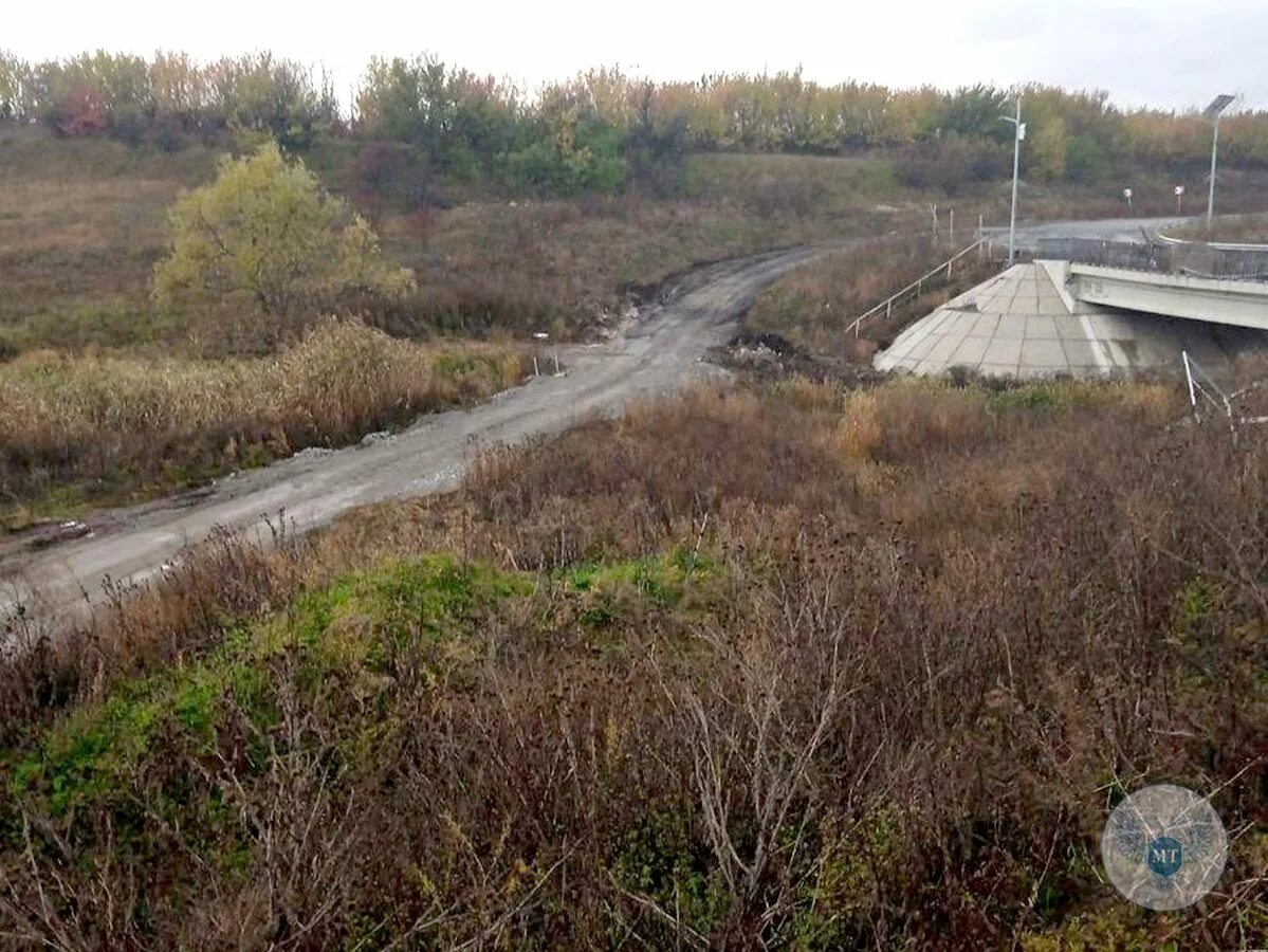 Благодатное где. Благодатное днр. мост благодатное хороль. мост объездной в тарасовке. марка с разрушенным мостом.