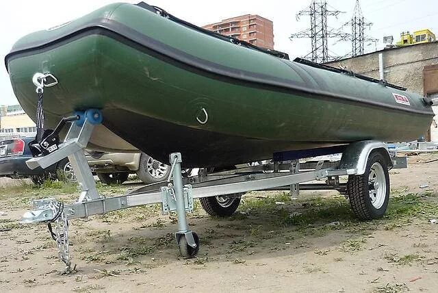 Как крепить лодку пвх на прицепе. Прицеп для водометной лодки пвх. прицеп для лодки пвх 420. крепление лодки пвх на прицепе. полуприцеп для пвх лодки.
