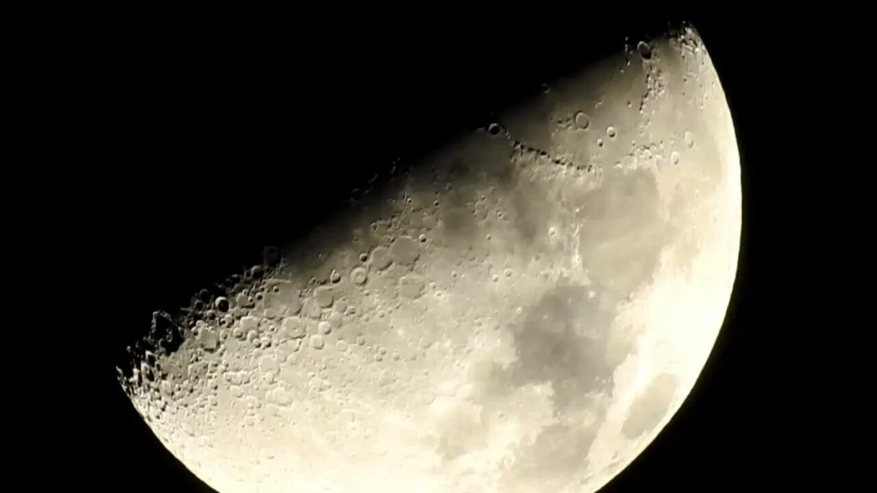 Луна ком. Луна XX. 30 Ноября 2021 Луна фото. ЛУНА%20 ЗИМИЧ%20 МОЛОДОСТЬ.