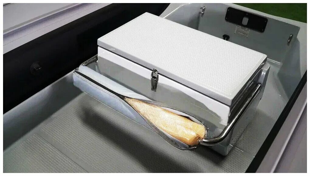 кормовой рундук