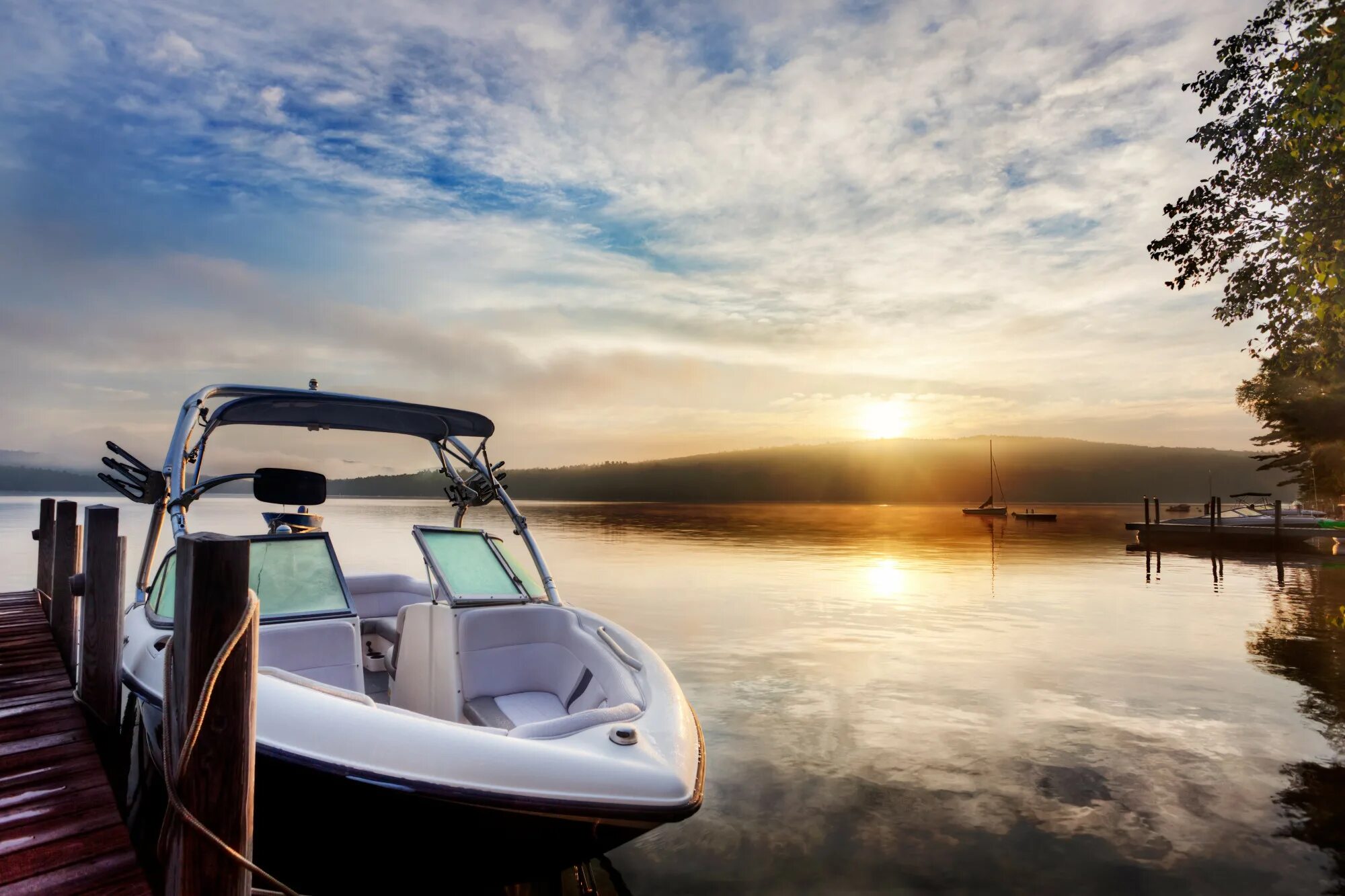Mastercraft катер. Катер гластрон. The best boats. Катер велдкрафт 750. Катер на реке.
