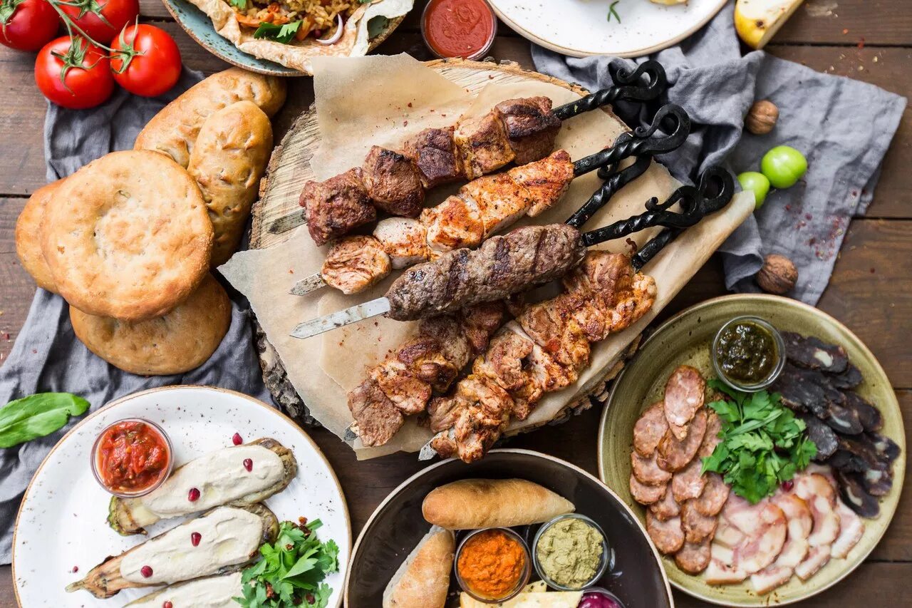 Кухня новое меню. Грузинская кухня. ресторан грузинской кухни. грузинское меню. меню грузинского ресторана.