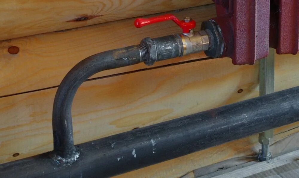 Отопление 32 трубой. Отопление 32 трубой. Отопление с полипропилена в частном доме. Пропилен трубы для отопления. Ленинградка система отопления однотрубная.