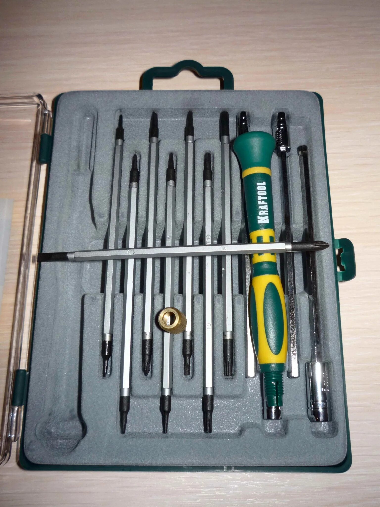 Набор отверток kraftool 25611-h12(12 пред. Отвертка kraftool /25682-0/. Набор отверток kraftool 250081-h7. Набор отверток kraftool 25022-h48. Набор отверток крафтул 6 шт.