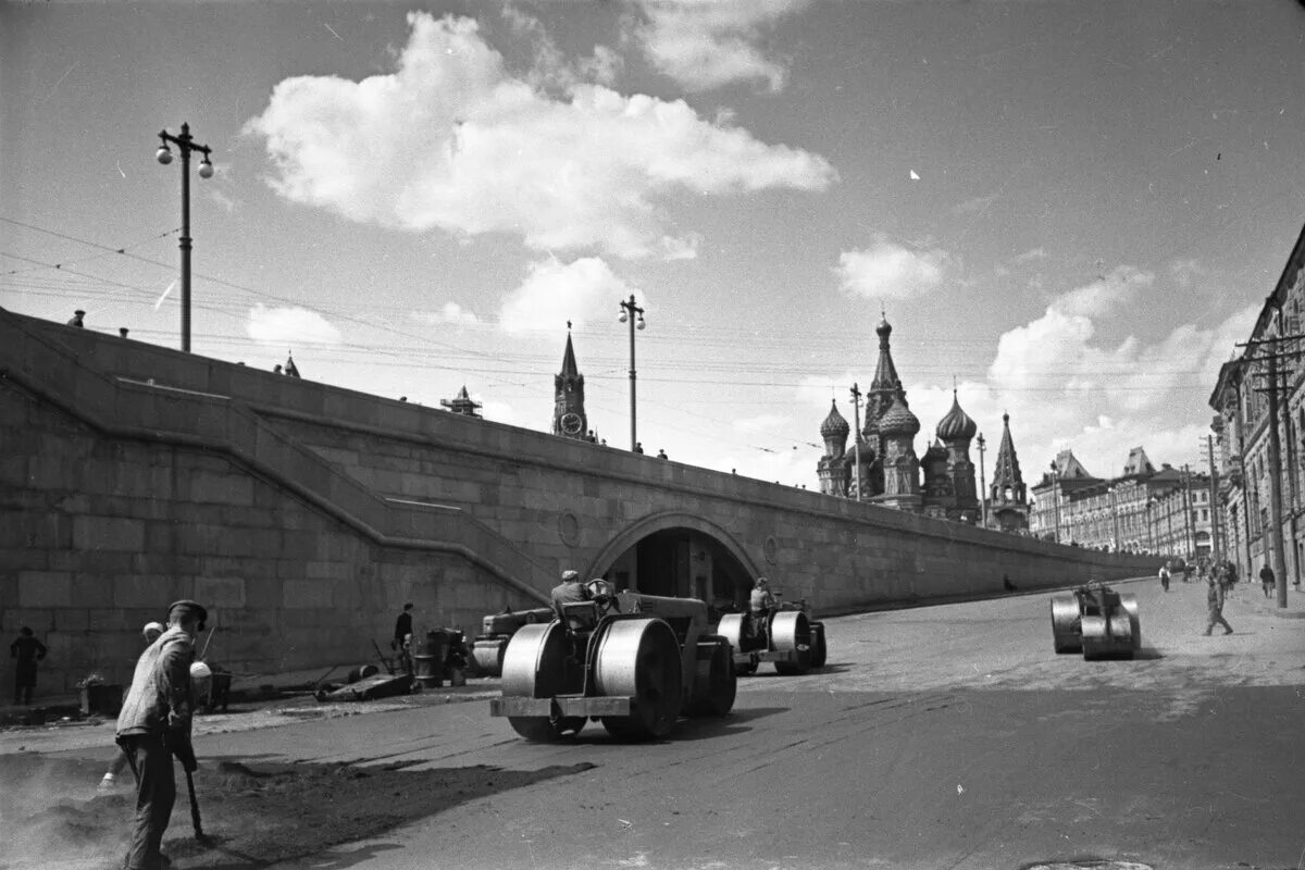 Москворецкий мост 1938. Москворецкий мост 1938 красная площадь. СССР Москворецкая набережная. Таганская площадь pastvu. Улицы москвы 1930 годов