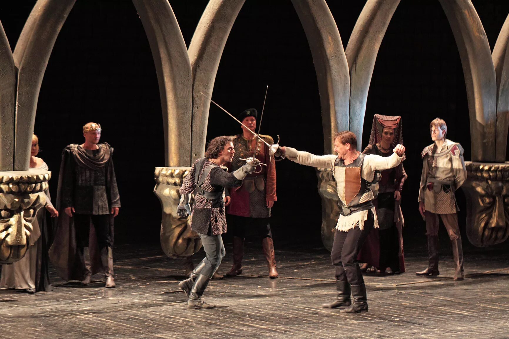 Пьеса гамлет шекспир. Сцена шекспир гамлет. Гамлет пьеса. Сцена гамлета. Спектакль гамлет.