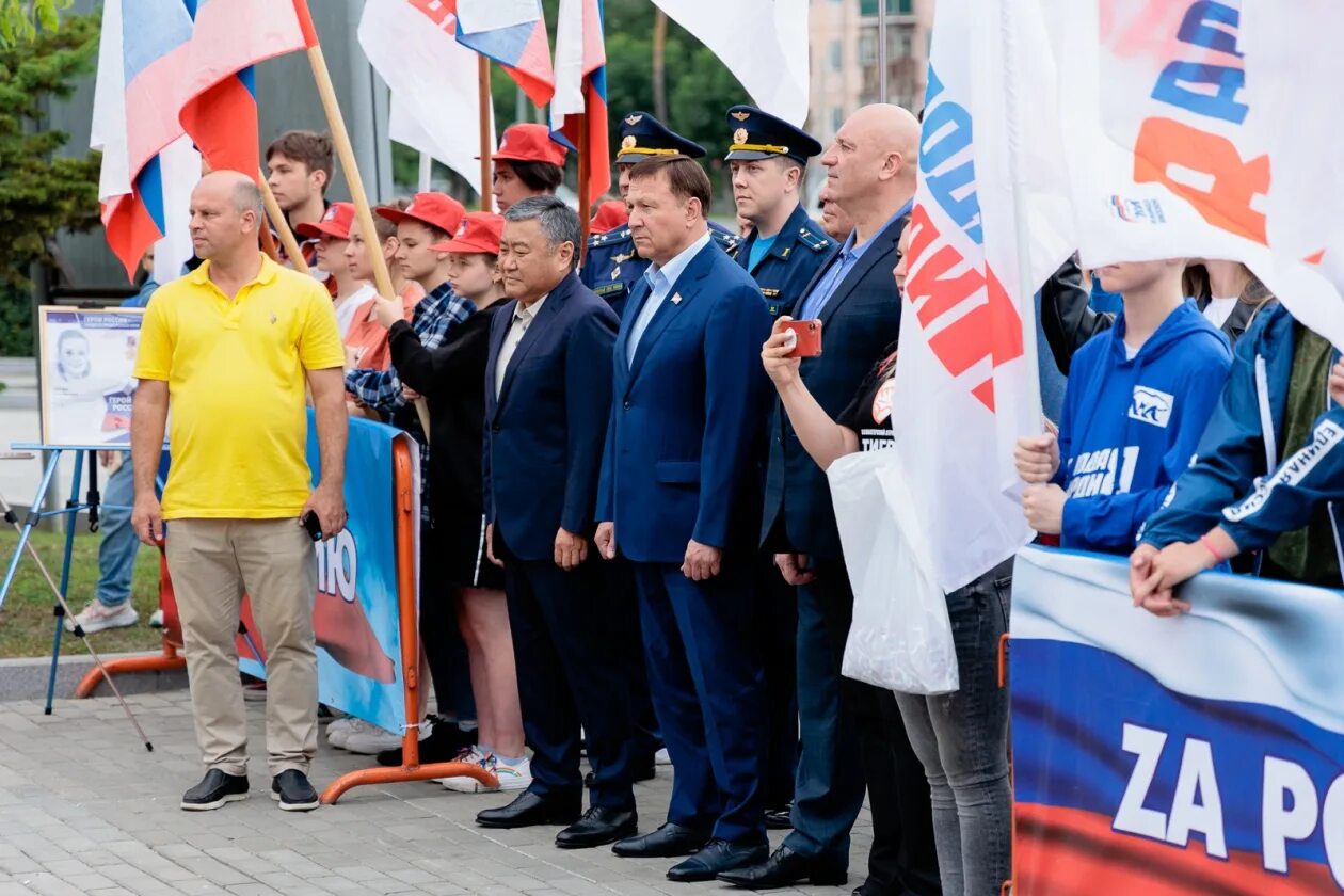 Организация поддержки сво. Митинг. Мероприятия в поддержку сво. Митинг фото.