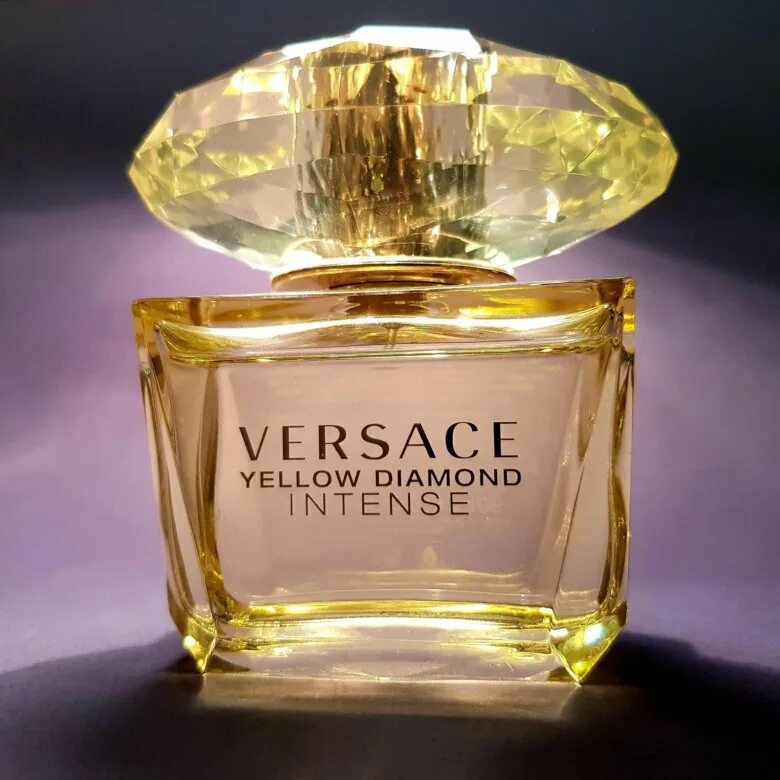 Yellow diamond отзывы. Versace yellow diamond. Аналог туалетной воды версаче еллоу даймонд. Pandora diamond туалетная вода 50мл. Духи версаче йеллоу даймонд.