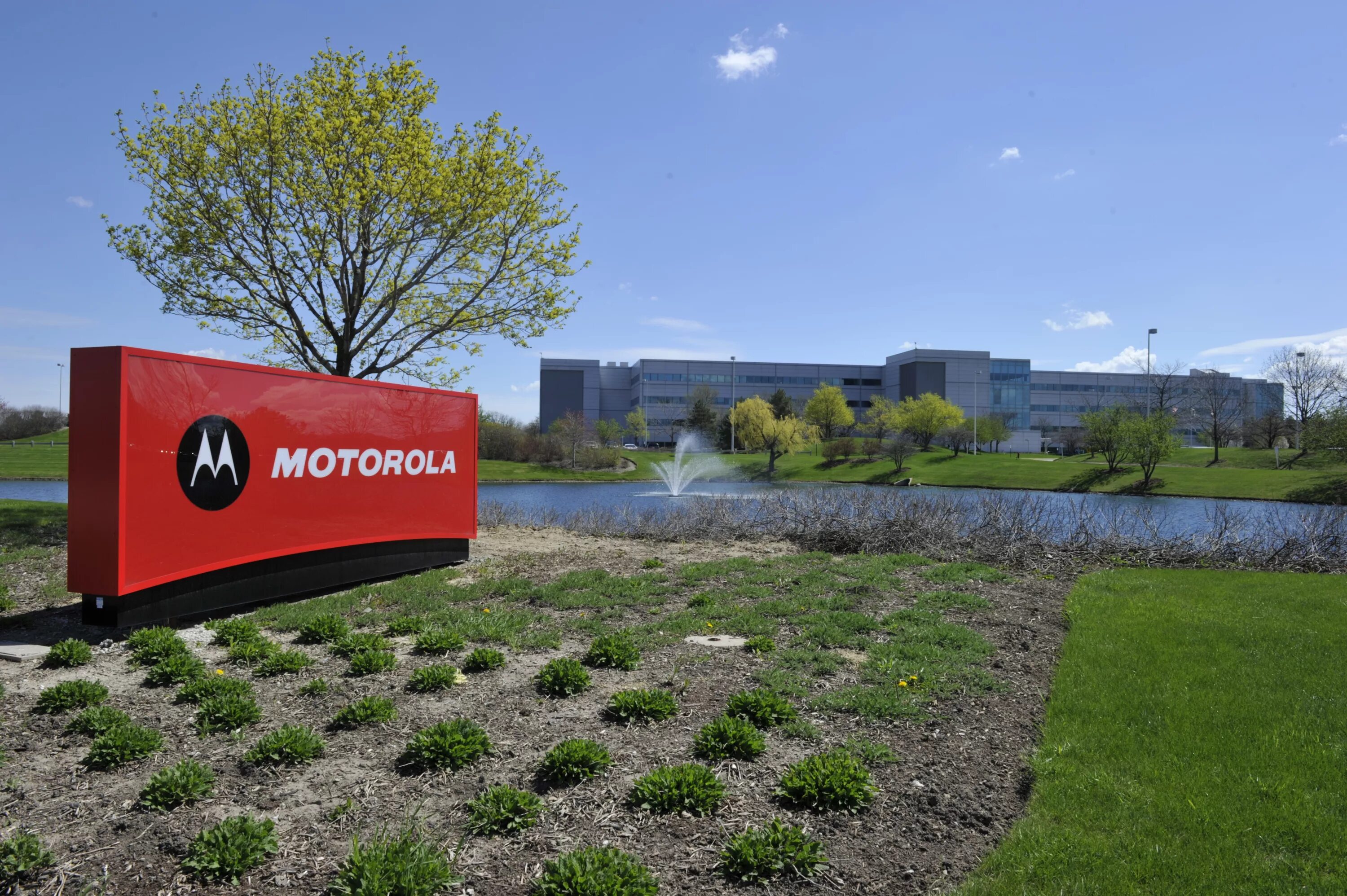 Motorola компания. Моторола завод. Моторола американская компания. Motorola офис.
