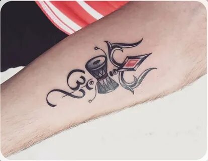 Жалаңаш жігіттің шомылу видеосы