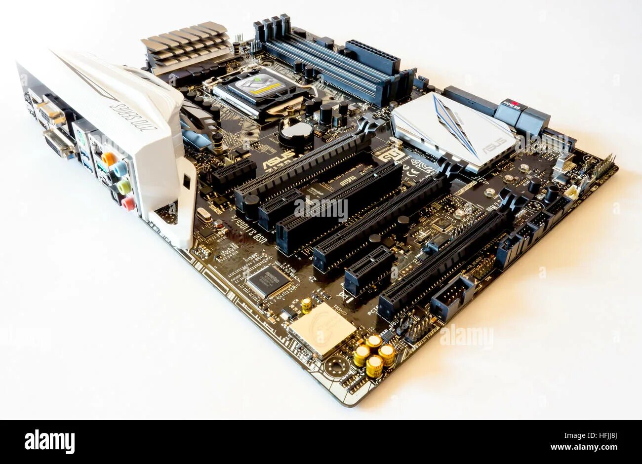 Asus asustek computer inc. Материнская плата asus 2013 года выпуска. asustek computer inc. z170-a. asus as7116rdx. asus as6508t.